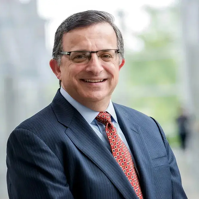 Eliav Barr, MD